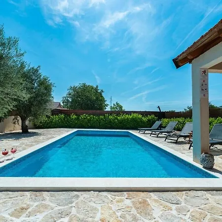 Holiday home House Antonia With Pool *